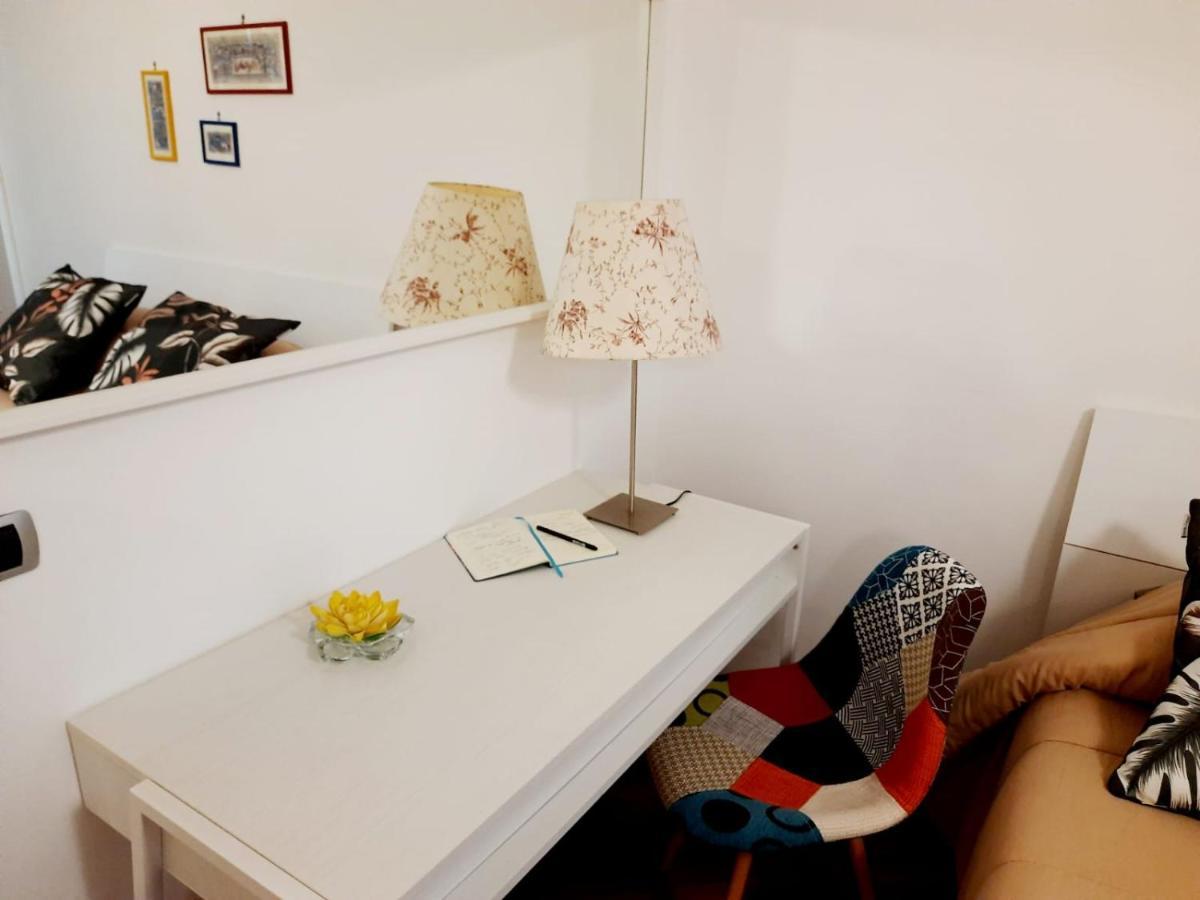 Caprice B&B Pozzuoli Ngoại thất bức ảnh